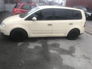 Volkswagen Touran • 2004 • 277 km 5