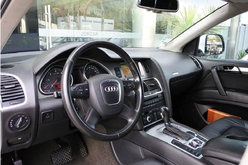 Audi Q7 • 2006 • 25,000 km 3