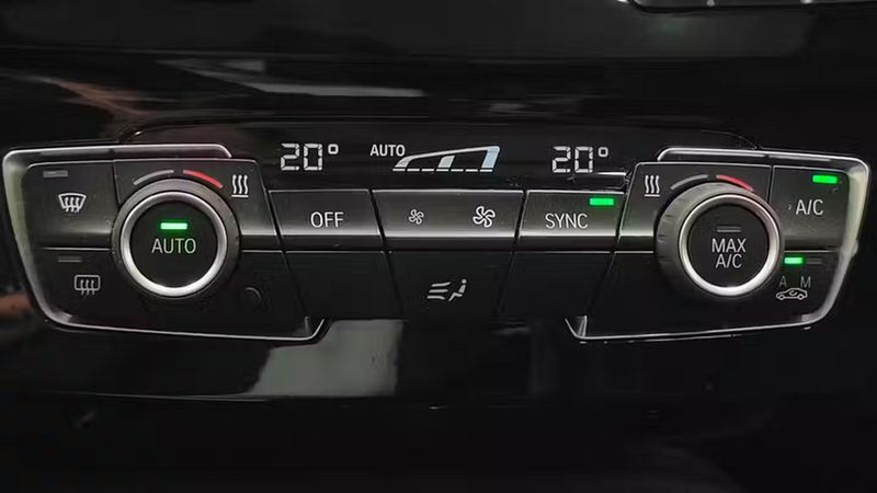 BMW X1 • 2022 • 47,740 km 15