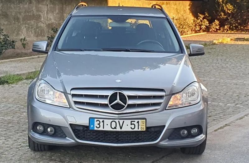 Mercedes-Benz C-Class • 2012 • 182,000 km 2