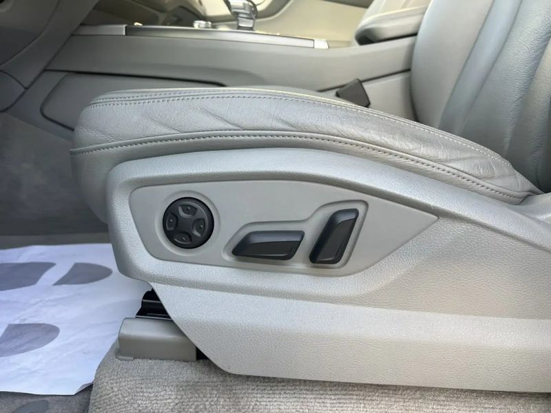 Audi Q7 • 2017 • 95,000 km 7