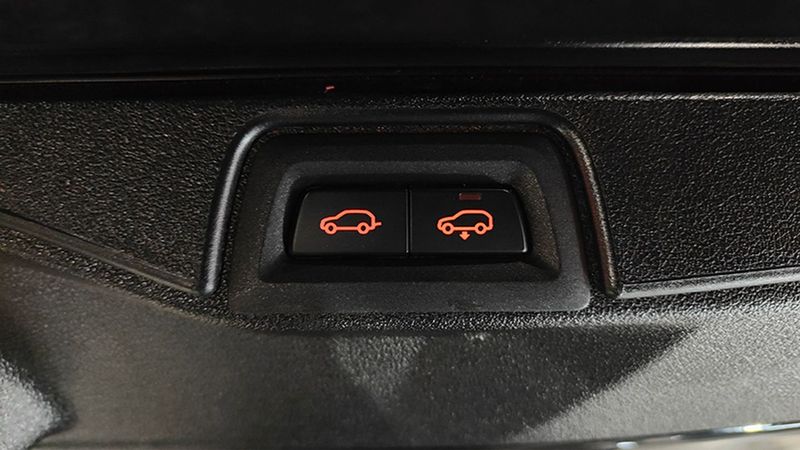 BMW X5 • 2021 • 70,186 km 12