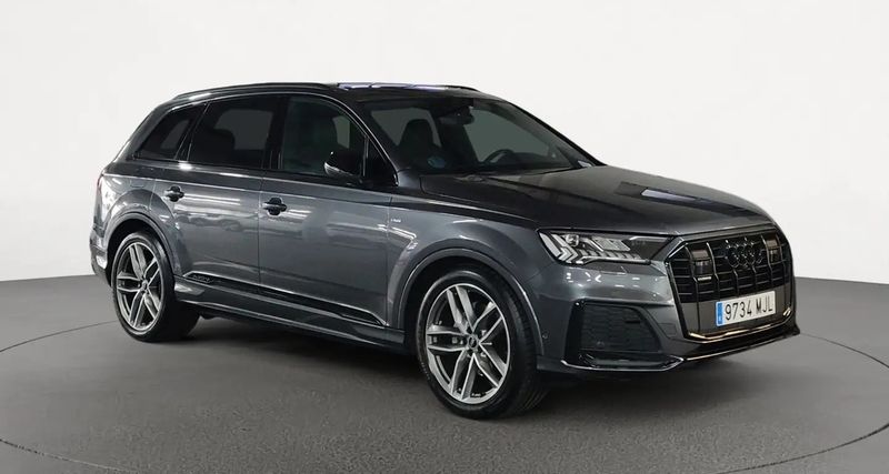 Audi Q7 • 2023 • 40,711 km 2