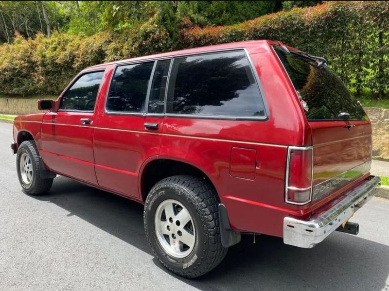 Chevrolet Blazer • 1992 • 280,000 km 3