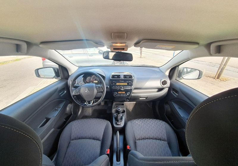 Mitsubishi XPander • 2022 • 4,999 km 5