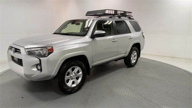 Toyota 4 Runner Limited • 2020 • 14,000 km 2
