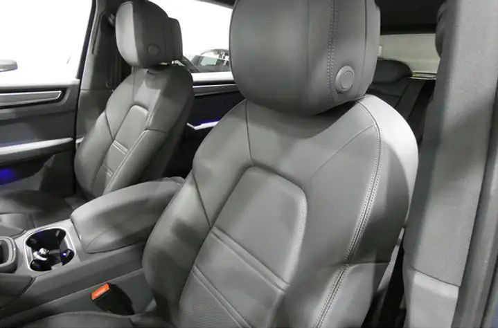 Porsche Cayenne • 2018 • 65,000 km 5