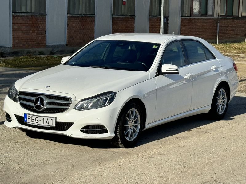 Mercedes-Benz E • 2015 • 262,000 km 5