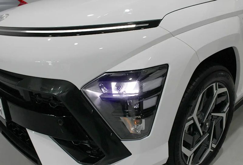 Hyundai Kona • 2023 • 11,569 km 9