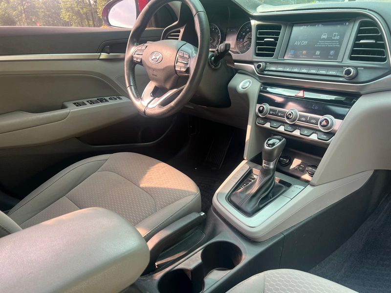Hyundai Elantra • 2019 • 92,000 mi 10