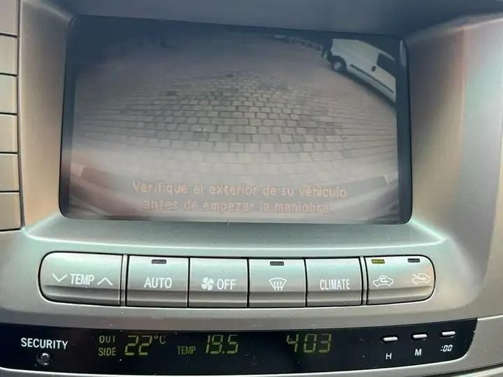 Toyota Land Cruiser • 2005 • 150,000 km 2