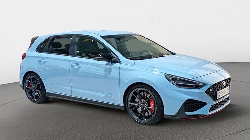 Hyundai i30 • 2022 • 5,679 km 15
