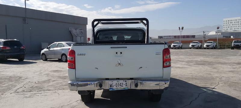 Mitsubishi L200 • 2017 • 96,998 km 1