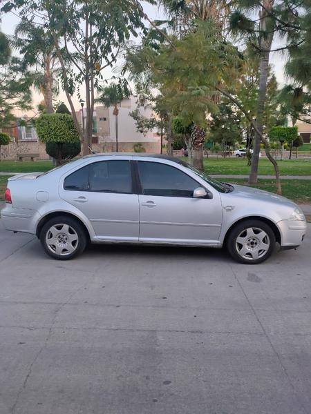 Volkswagen Jetta • 2009 • 152 km 5