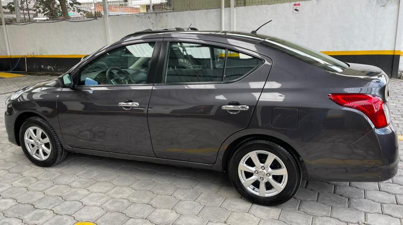 Nissan Versa • 2018 • 62,000 km 8