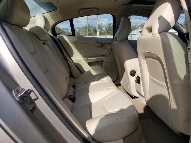 Volvo S60 • 2014 • 10,000 mi 9