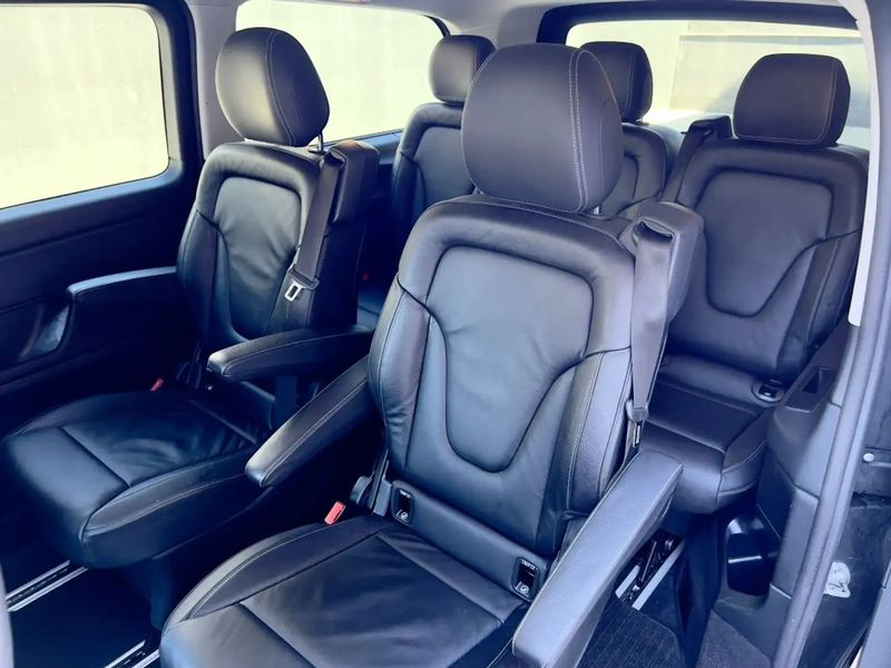 Mercedes-Benz 210 Van • 2020 • 110,000 km 10