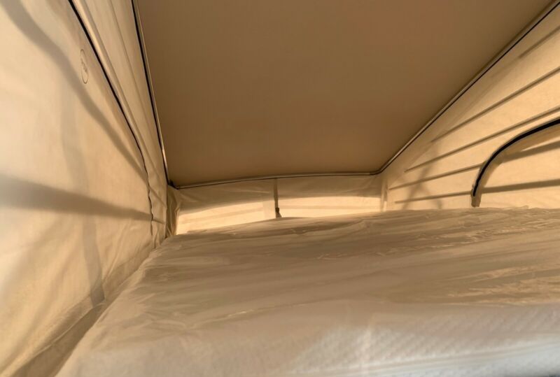 Mercedes-Benz 210 Van • 2018 • 78,000 km 8