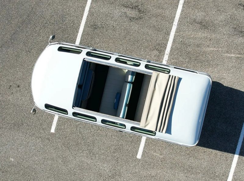 Volkswagen T4 • 1965 • 59,500 km 2