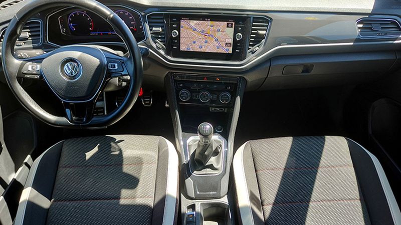 Volkswagen T-Cross • 2017 • 93,000 km 3