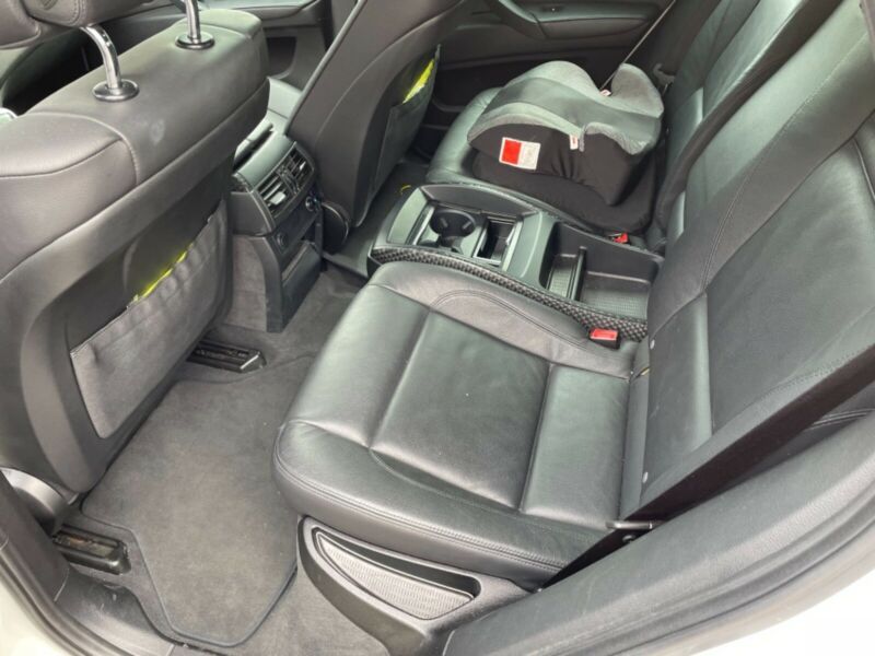 BMW X6 • 2013 • 121,700 km 15