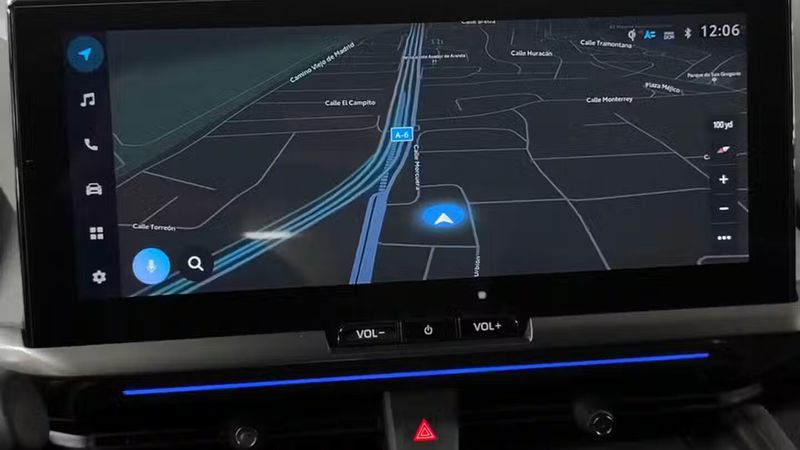 Toyota C-HR • 2024 • 5,350 km 15