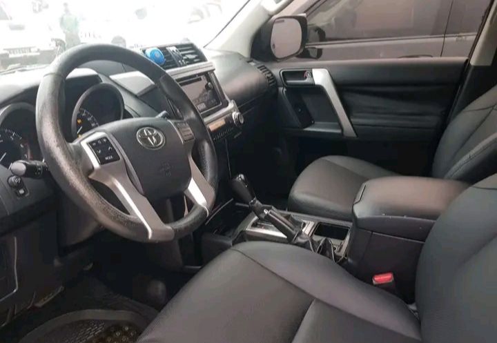 Toyota Land Cruiser • 2017 • 80 km 2