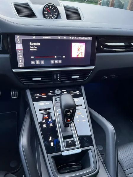 Porsche Cayenne • 2019 • 97,000 km 6