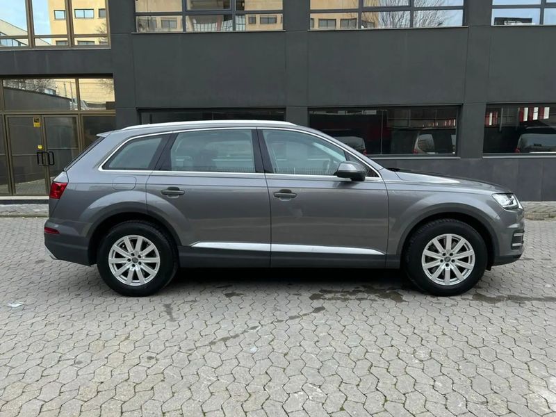 Audi Q7 • 2016 • 175,000 km 5
