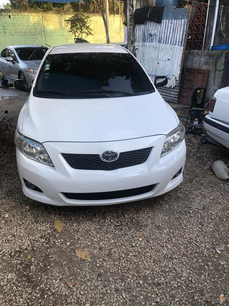 Toyota Corolla • 2010 • 125,000 km 1