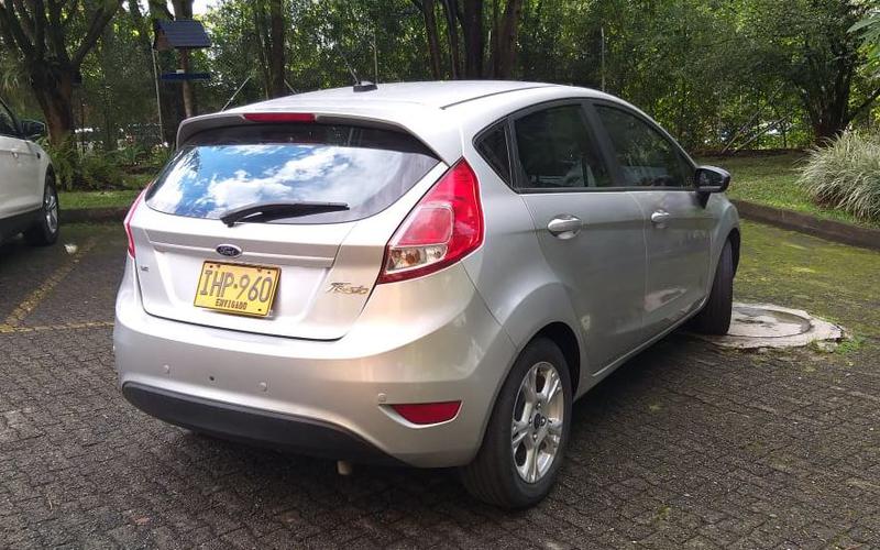 Ford Fiesta • 2015 • 33,000 km 4