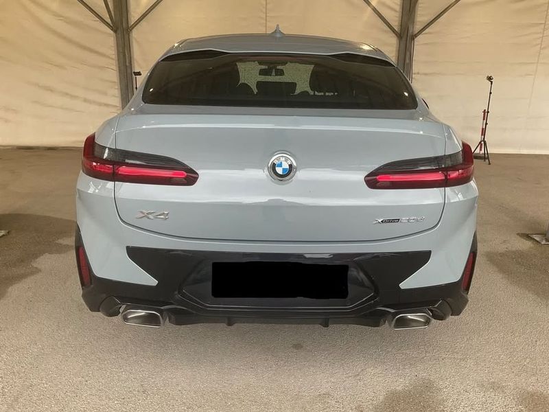 BMW X4 • 2023 • 7,701 km 8