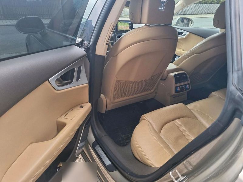 Audi allroad quattro • 2011 • 290,000 km 6