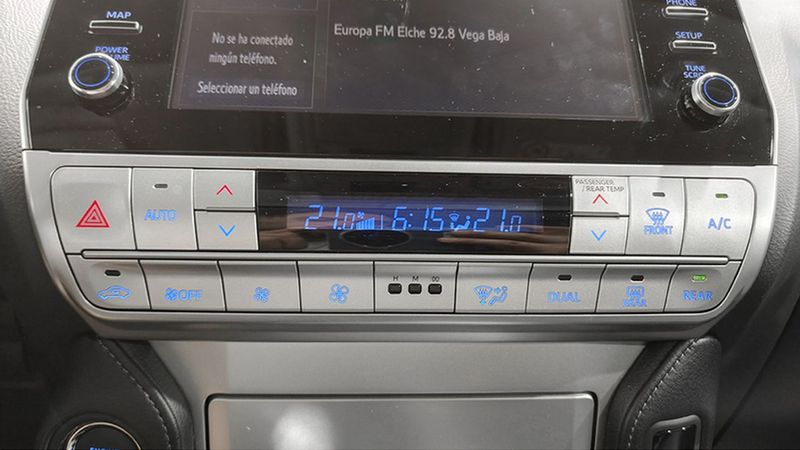 Toyota Land Cruiser • 2022 • 21,400 km 2