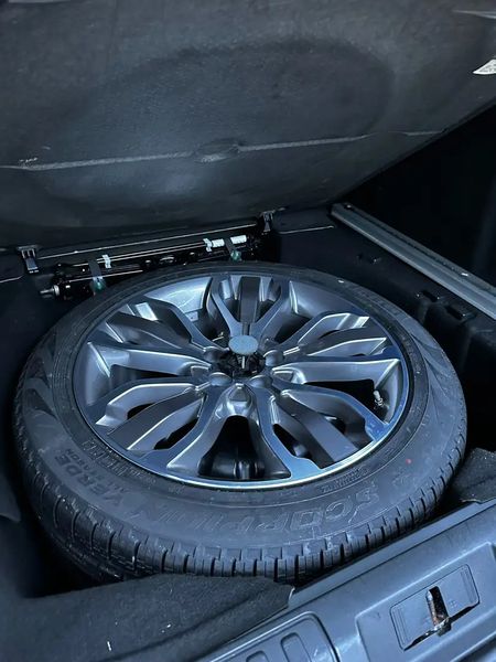 Land Rover Range Rover Sport • 2013 • 105,000 km 6