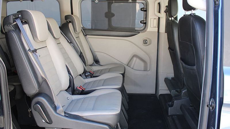 Ford Tourneo Custom • 2020 • 112,992 km 6