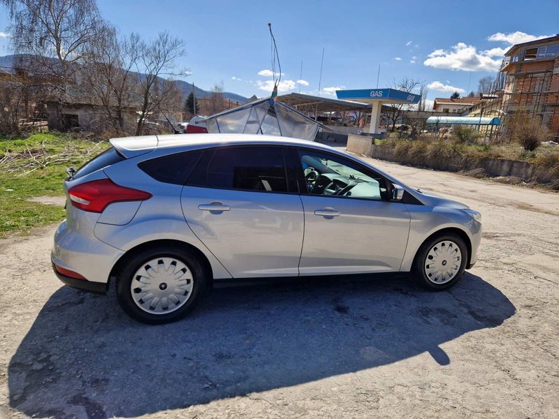 Ford Focus • 2016 • 86,000 km 3