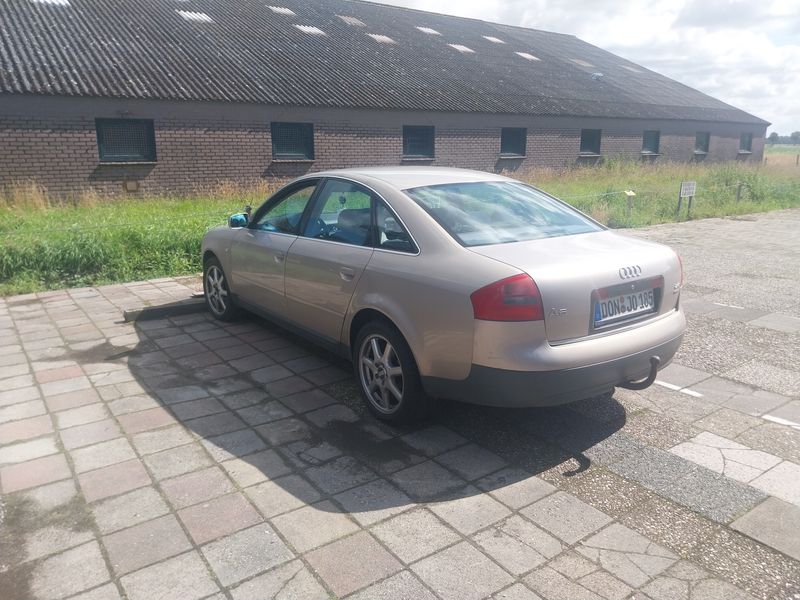 Audi A6 • 1998 • 162,000 km 2