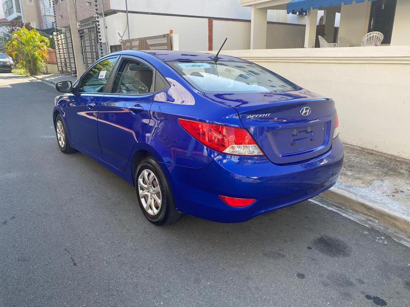 Hyundai Accent • 2014 • 133 km 6