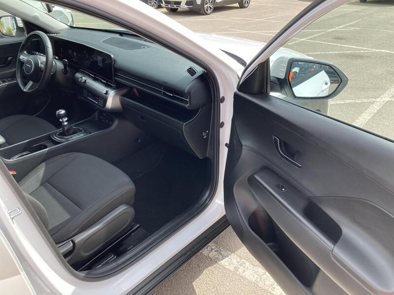 Hyundai Kona • 2024 • 6,383 km 21