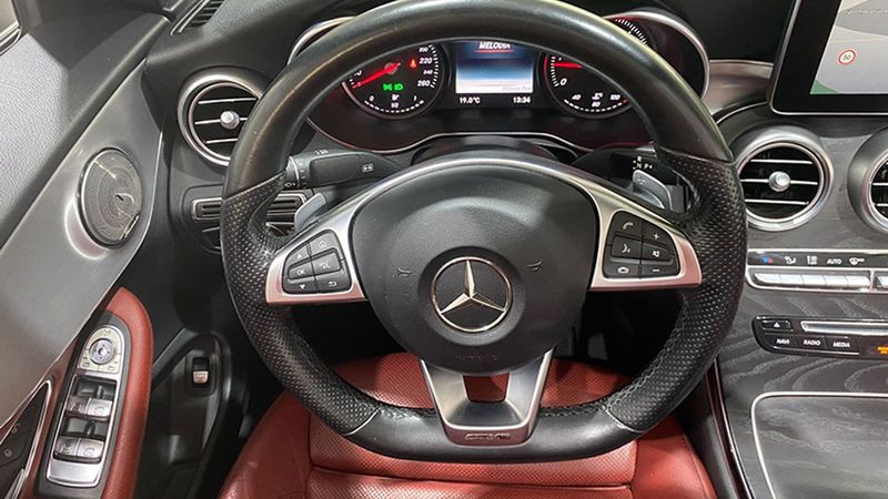 Mercedes-Benz C-Class • 2018 • 84,652 km 19
