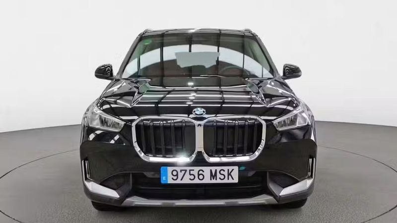 BMW X1 • 2024 • 8,689 km 1
