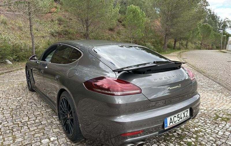 Porsche Panamera • 2016 • 101,000 km 3