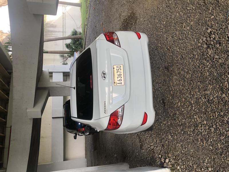 Hyundai Accent • 2015 • 98,863 km 6