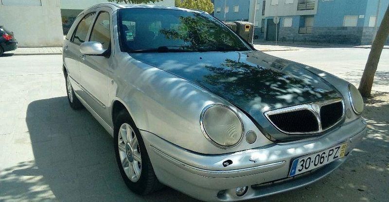 Lincoln MKC • 2000 • 249,999 km 1
