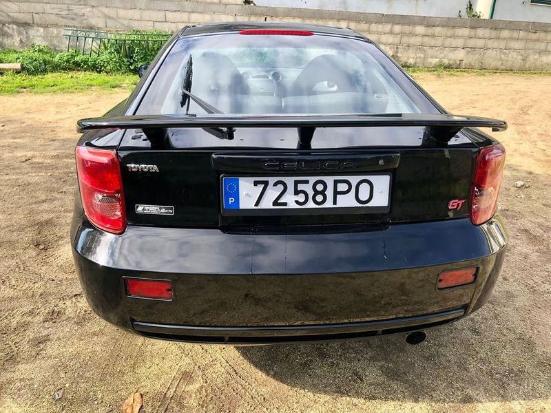Toyota Celica • 2000 • 165,000 km 5