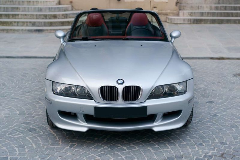 BMW Z3 • 2001 • 109,700 km 4