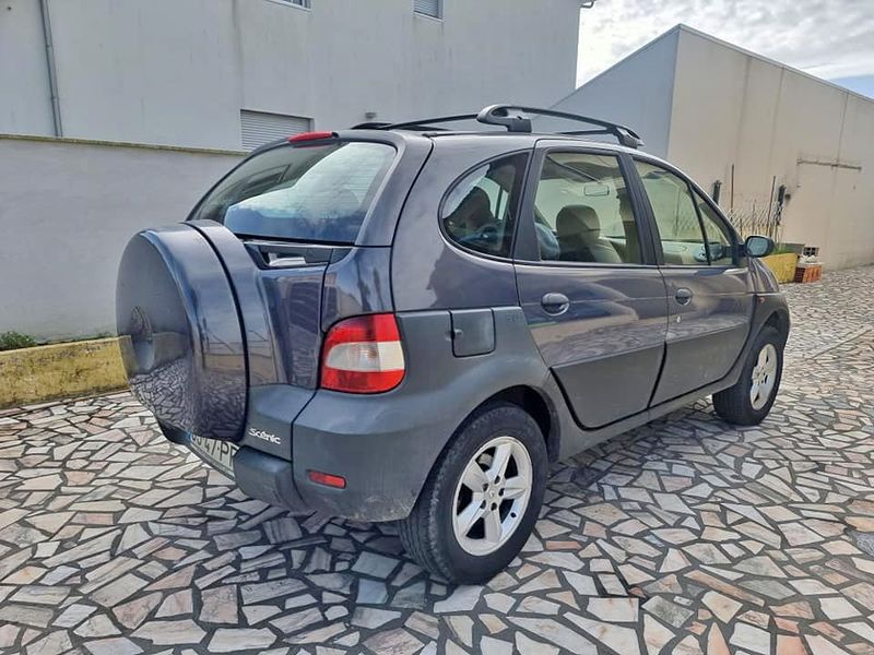 Renault Scénic • 2000 • 199,000 km 6