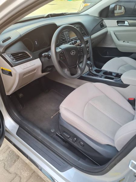Hyundai Sonata • 2016 • 34 km 3