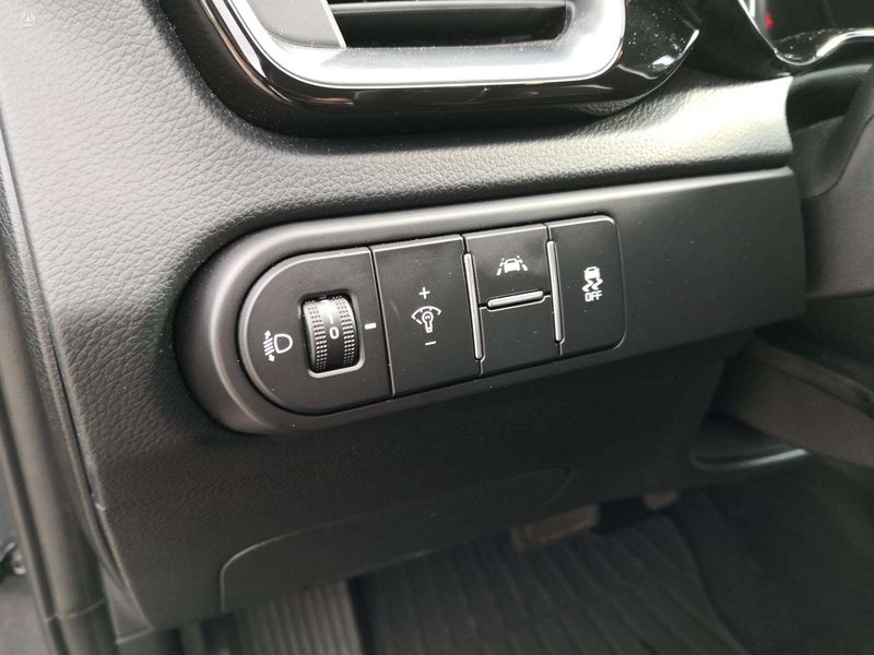 Kia Cee`d • 2019 • 129,000 km 8